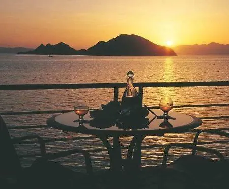 Hotel Maira Beach 4*