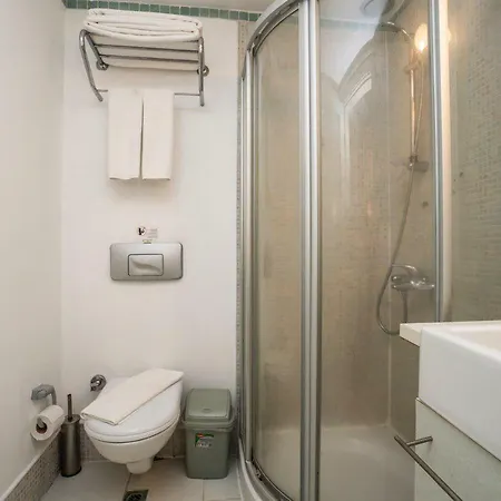 Maira Beach Hotel 4*