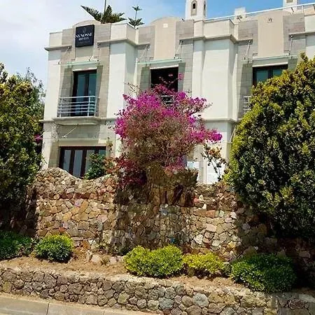 Maira Beach Hotel